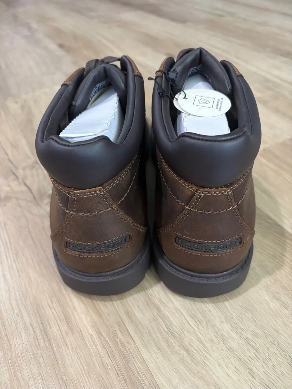 NEW Men’s Rockport Waterproof Leather Storm Surge Chukka Boots